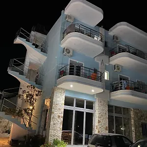 Llaka Hotel Himare